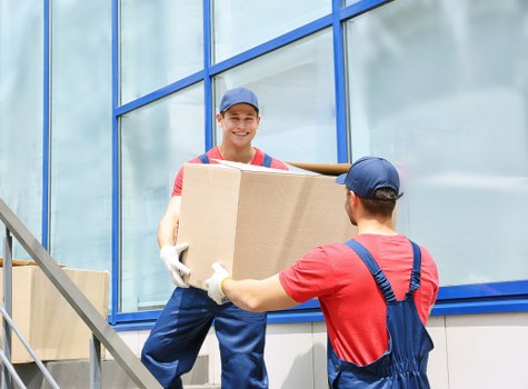 Checklist and moving supplies for a Chelsea flat removals service