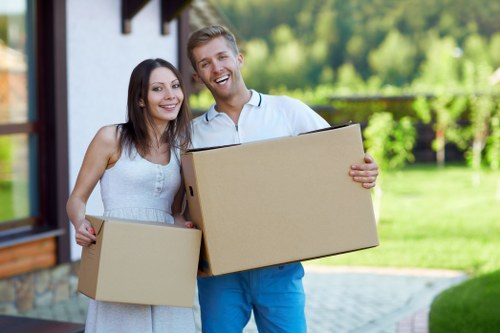 Navigation and loading support for a Chelsea property move