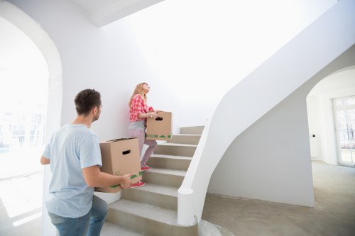 Protective boxes and wrapping materials for fragile items in Chelsea